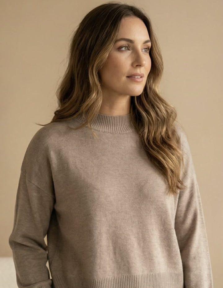 Kim peysa Greige