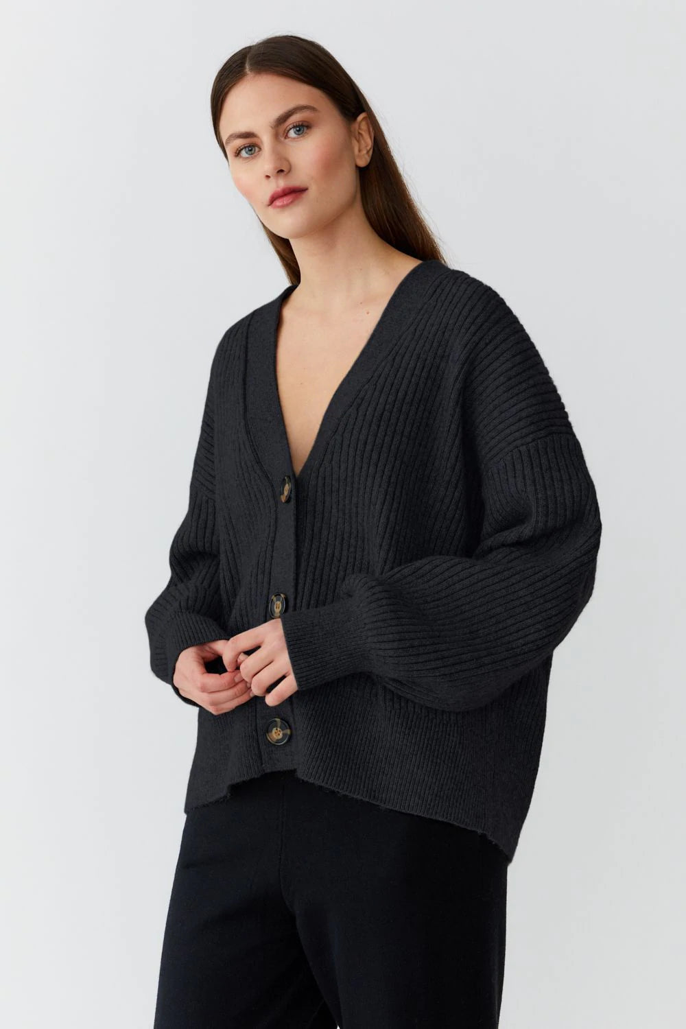 Hneppt peysa úr Bambus og cashmere