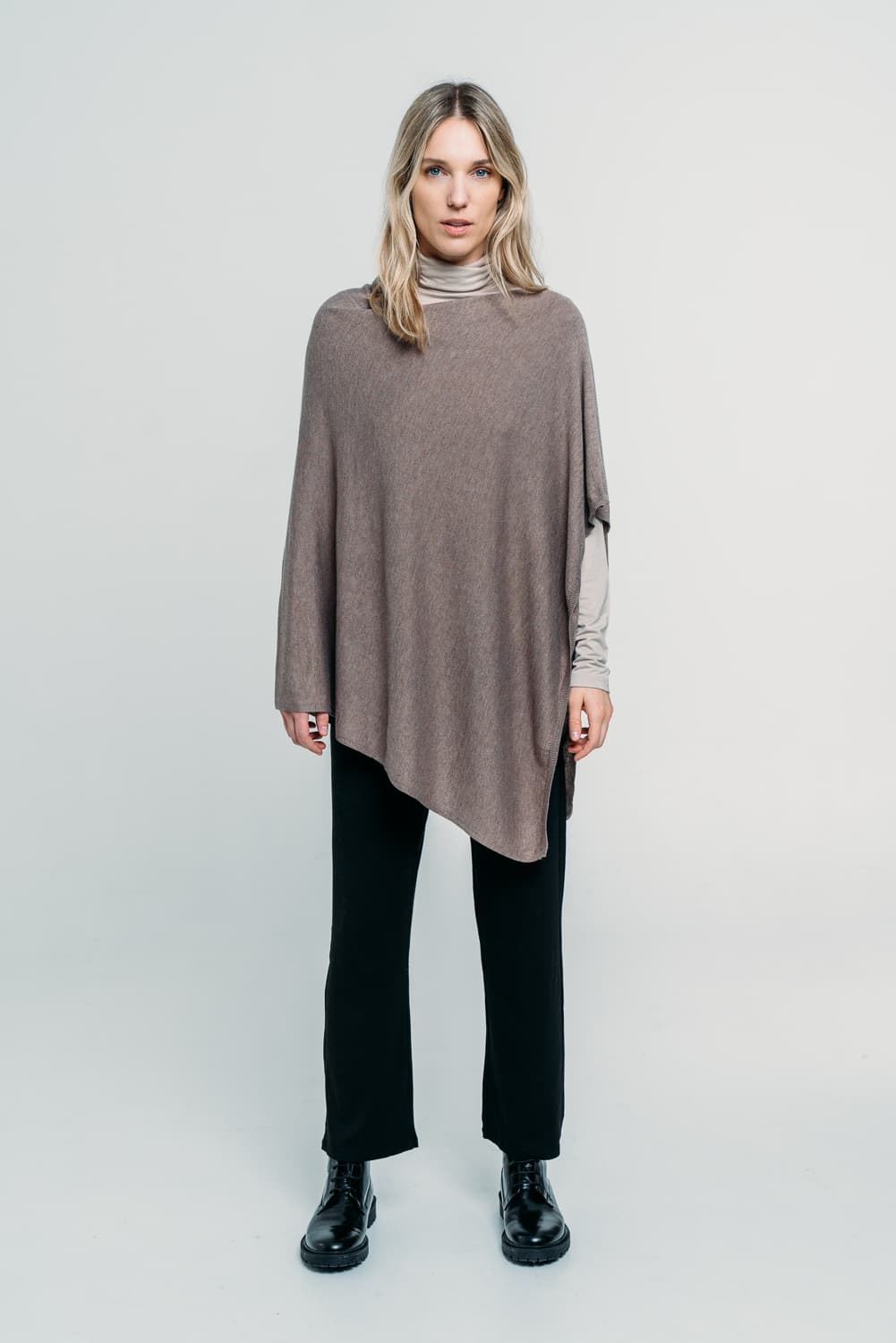 Bambus og cashmere poncho